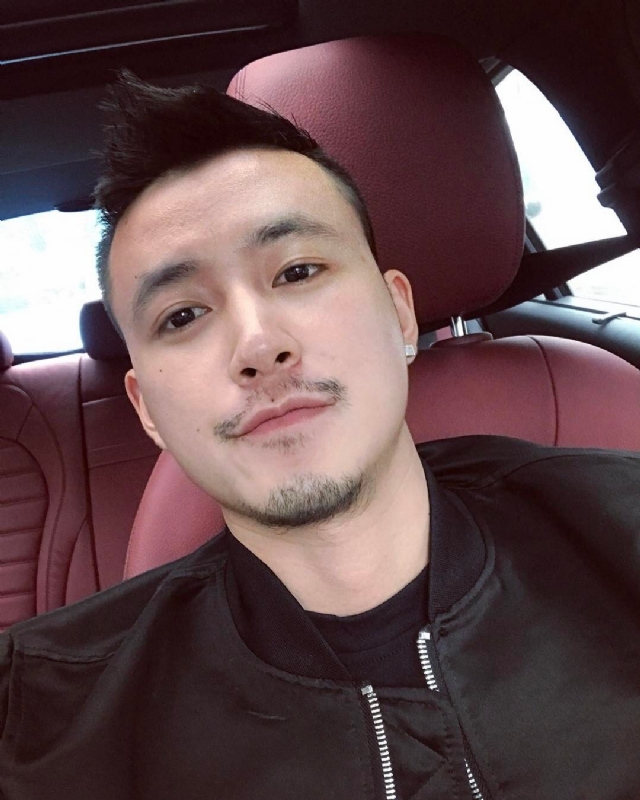 隆刘的第一张照片--淄博相亲服务中心