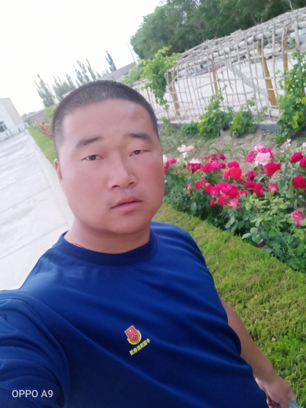 奋斗中的青春最美丽的第一张照片--淄博相亲服务中心