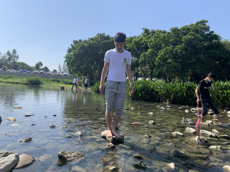 放假吃鸡的第二张照片--淄博相亲服务中心