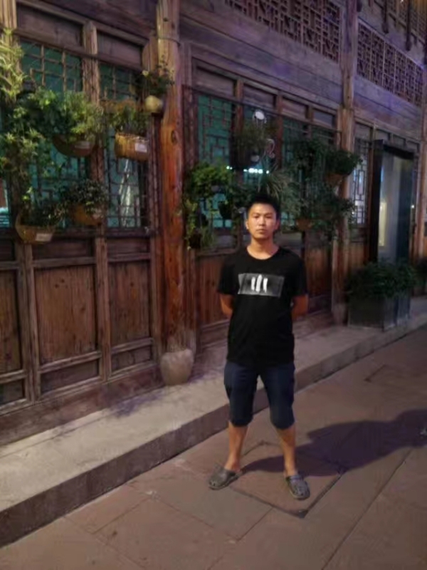 回忆的第一张照片--淄博相亲服务中心