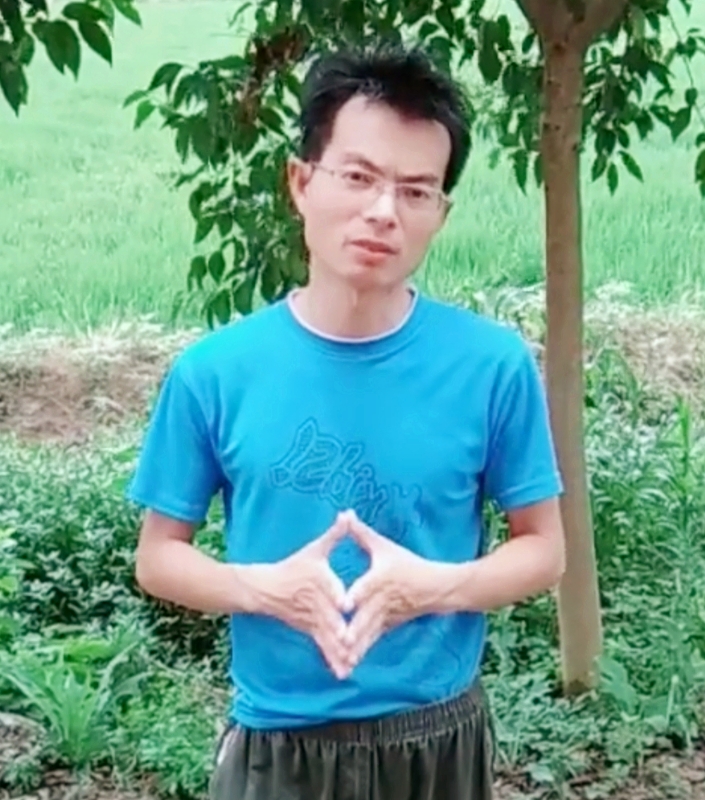 吴先生的第二张照片--淄博相亲服务中心