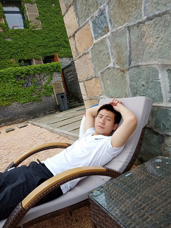 真心寻找另一半的第一张照片--淄博相亲服务中心