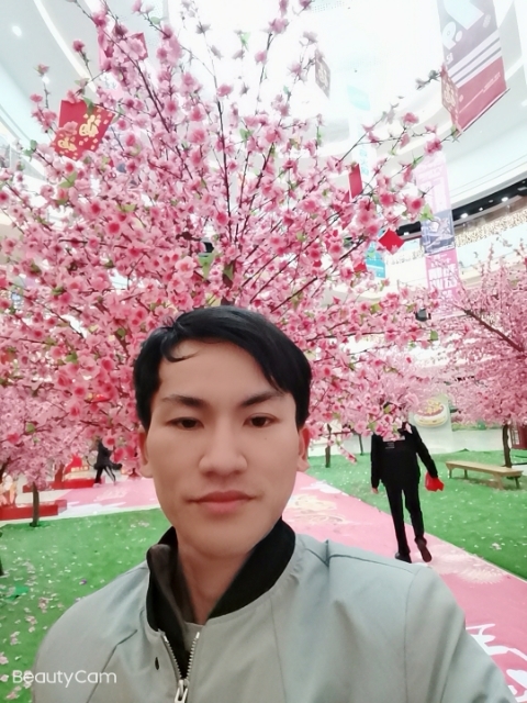 单身一人的第二张照片--淄博相亲服务中心