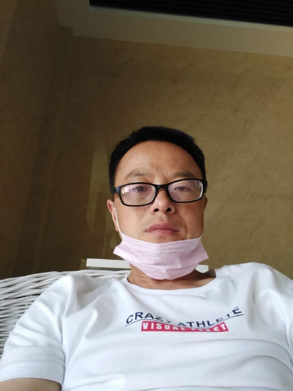 小马奔腾的第一张照片--淄博相亲服务中心