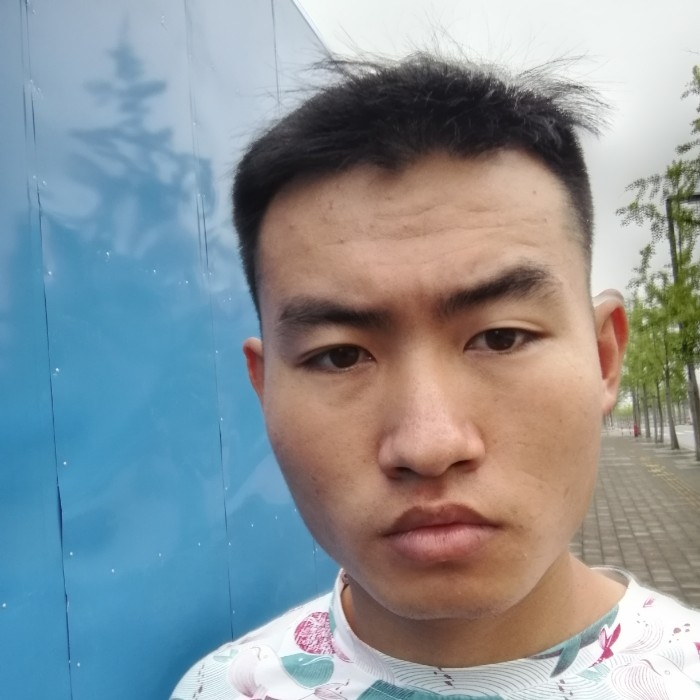 爱一个哦的第一张照片--淄博相亲服务中心