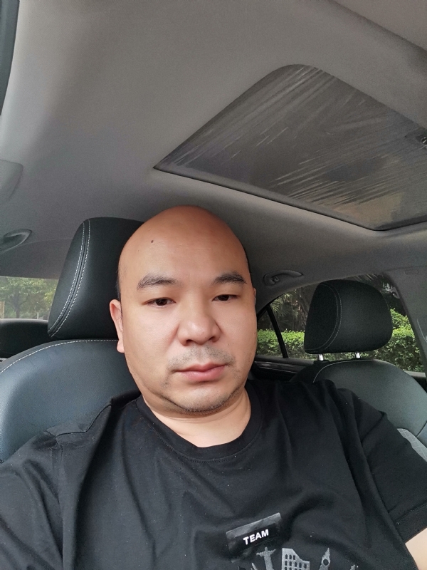 爷们已经老了的第一张照片--淄博相亲服务中心