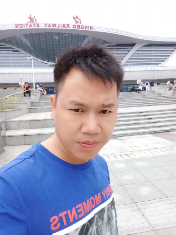 笑对人生的第一张照片--淄博相亲服务中心