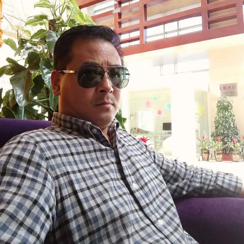 雪豹的第一张照片--淄博相亲服务中心