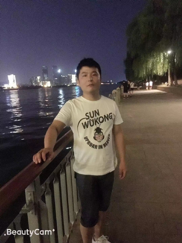 古月的第二张照片--淄博相亲服务中心