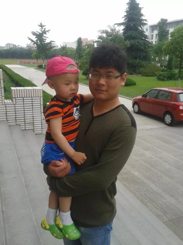 秦时明月的第一张照片--淄博相亲服务中心