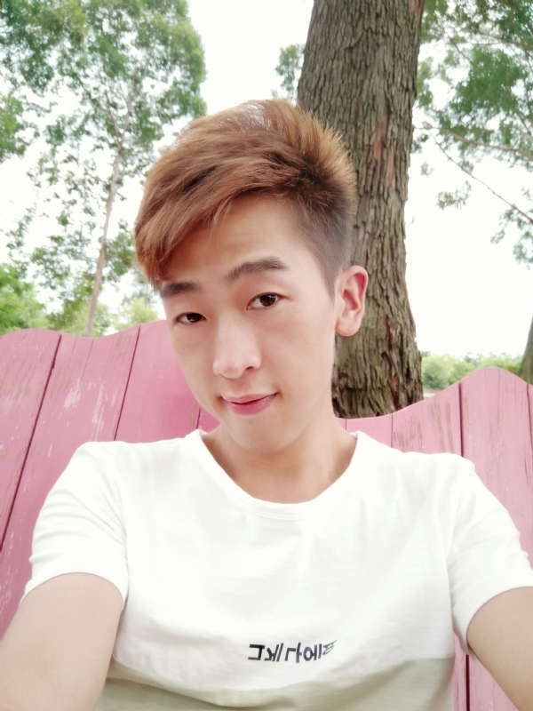 一觉睡到小时候的第二张照片--淄博相亲服务中心