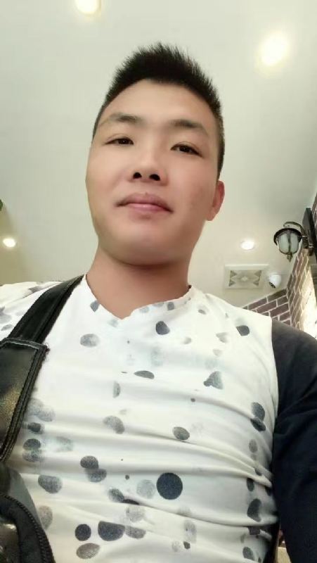 吃生蚝的小乖乖的第一张照片--淄博相亲服务中心