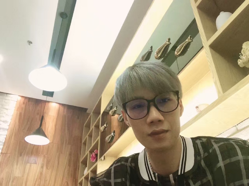 黄峰的第二张照片--淄博相亲服务中心