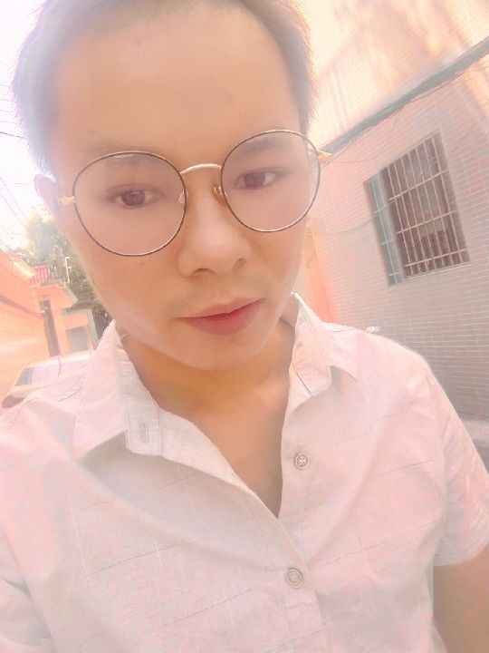 楠呐的第四张照片--淄博相亲服务中心