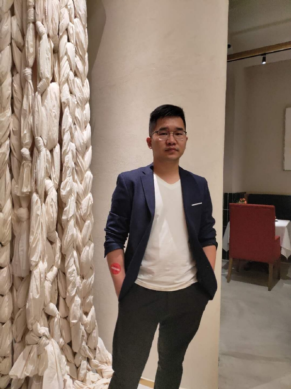 在路上的第二张照片--淄博相亲服务中心