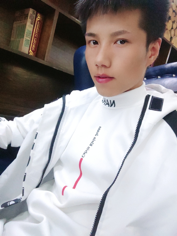 梁辞的第二张照片--淄博相亲服务中心