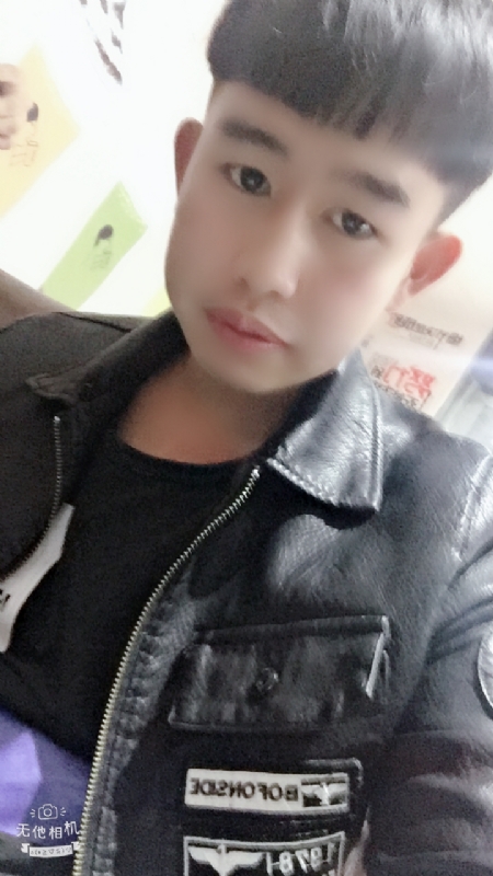 军绿色的第一张照片--淄博相亲服务中心