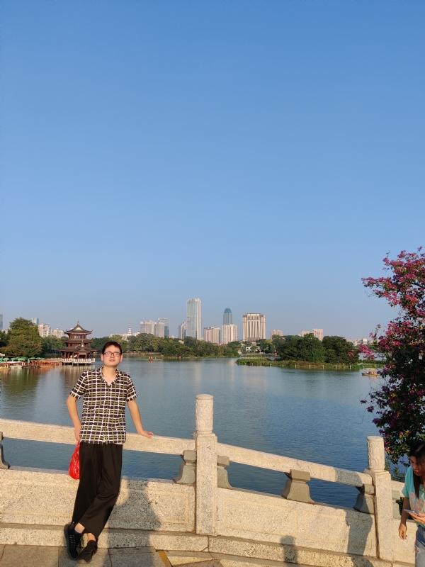 萍水相逢晏的第一张照片--淄博相亲服务中心