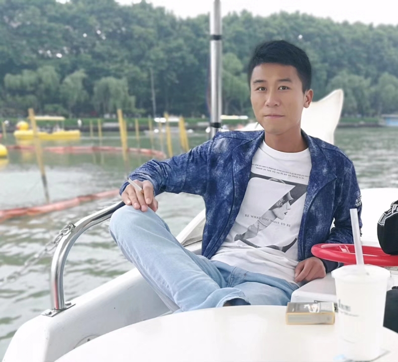 小熊微品的第一张照片--淄博相亲服务中心