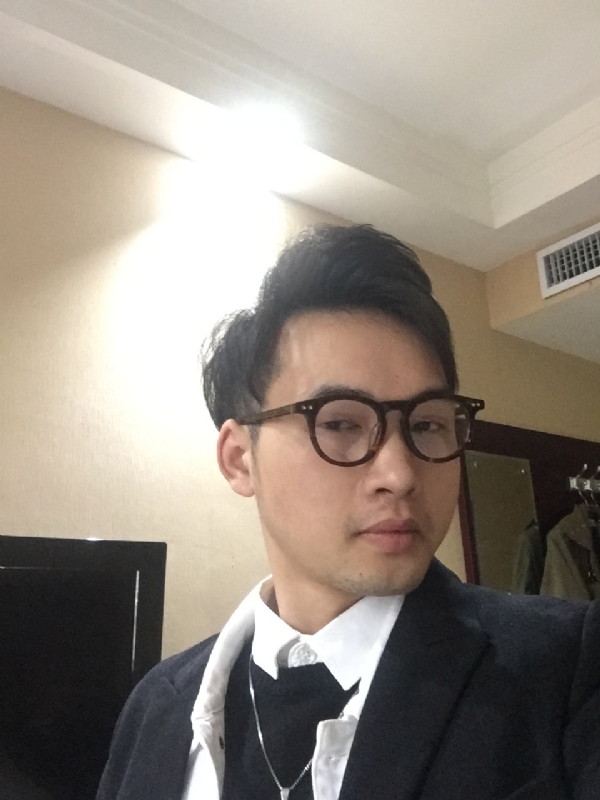 曾亮的第三张照片--淄博相亲服务中心