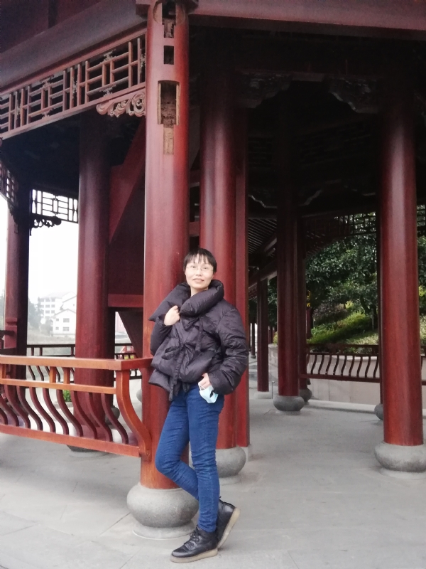 篱落的第一张照片--淄博相亲服务中心