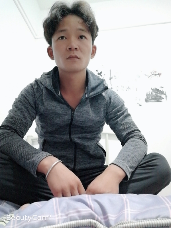 东浩学长的第一张照片--淄博相亲服务中心