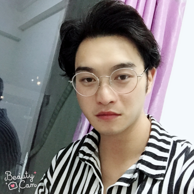 四月的第二张照片--淄博相亲服务中心