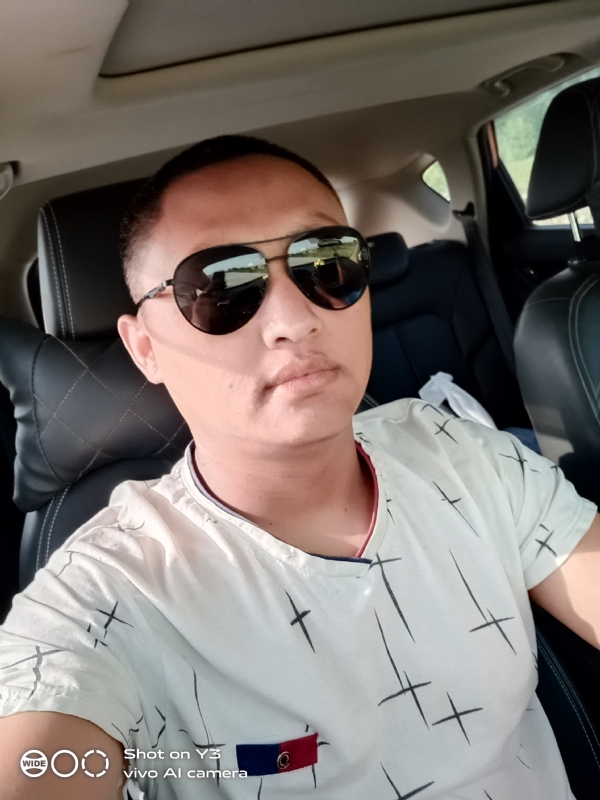 寻缘的第一张照片--淄博相亲服务中心