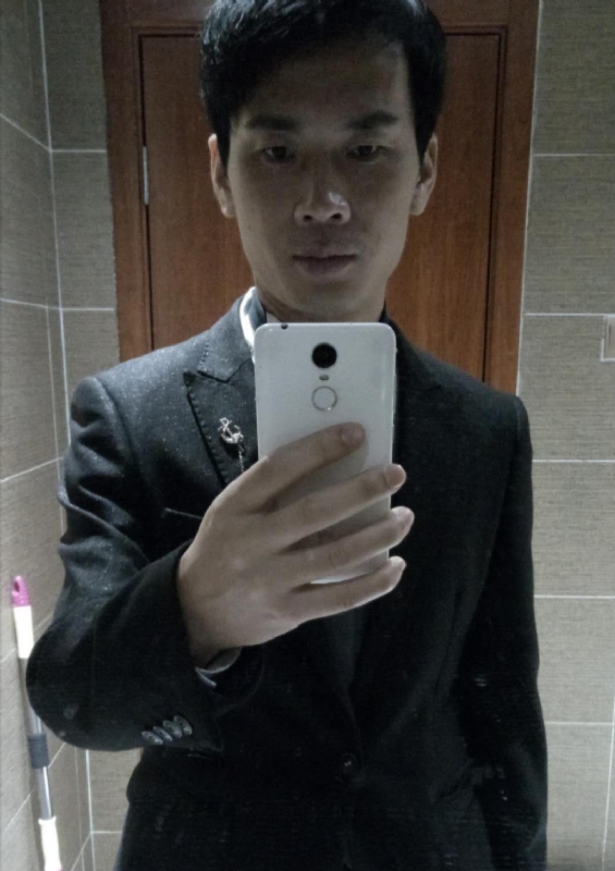 程先生的第一张照片--淄博相亲服务中心