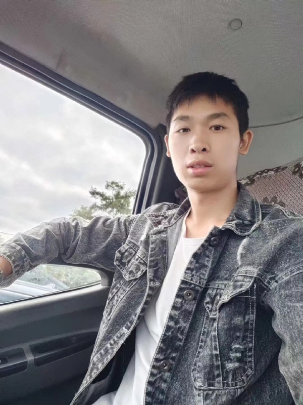 康康的第一张照片--淄博相亲服务中心