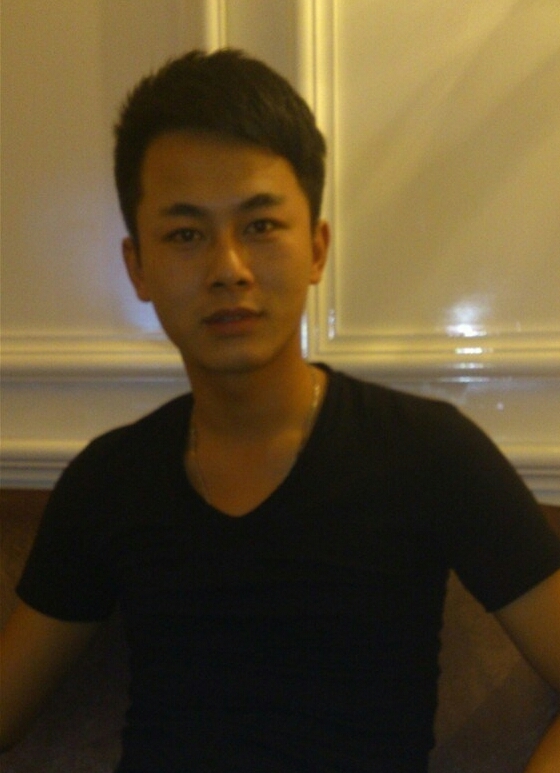 真情的流露的第一张照片--淄博相亲服务中心