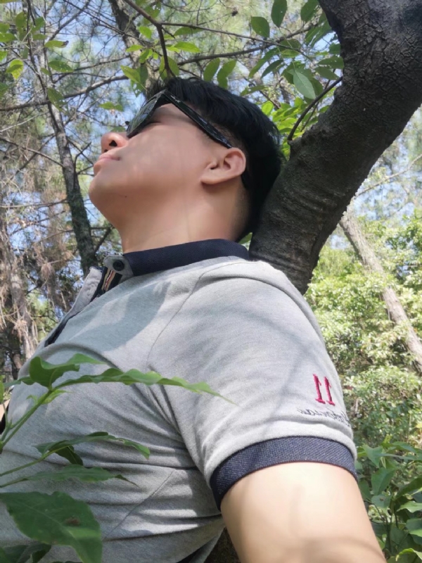 新丁的第一张照片--淄博相亲服务中心