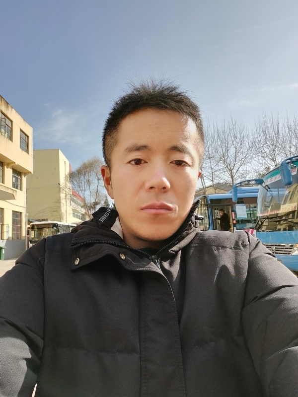 孤独的云的第三张照片--淄博相亲服务中心