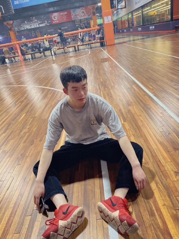 mjjeje的第一张照片--淄博相亲服务中心