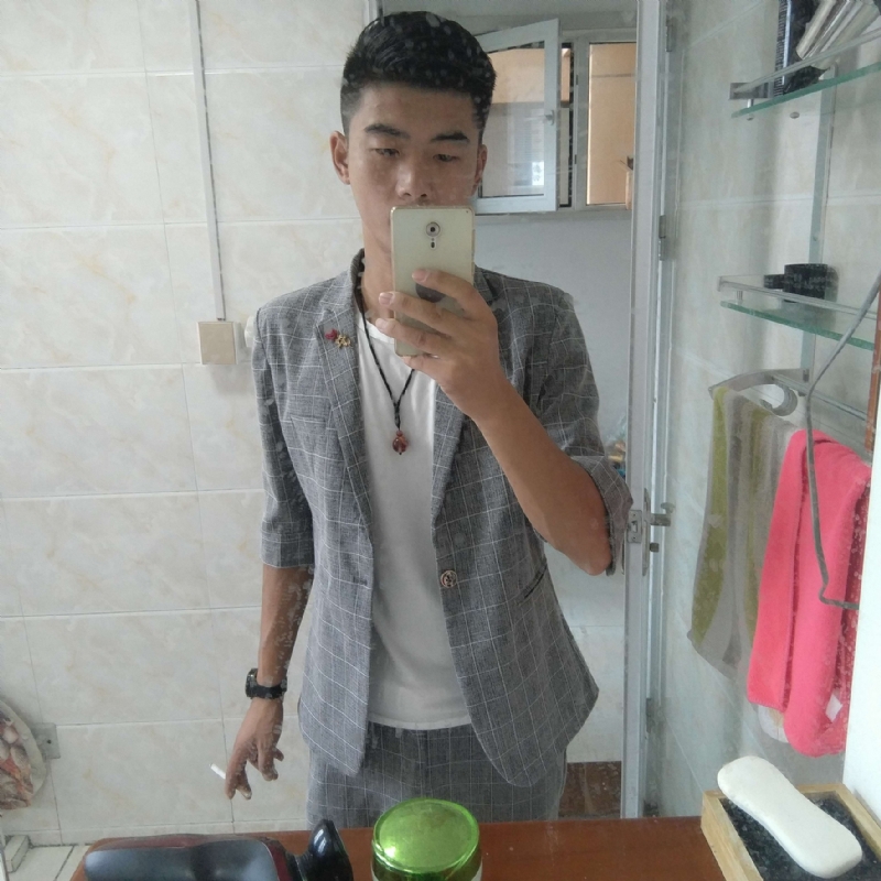 会淹死的鱼的第一张照片--淄博相亲服务中心