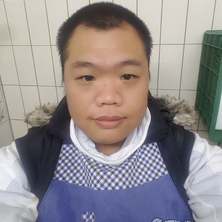 黑熊的第一张照片--淄博相亲服务中心