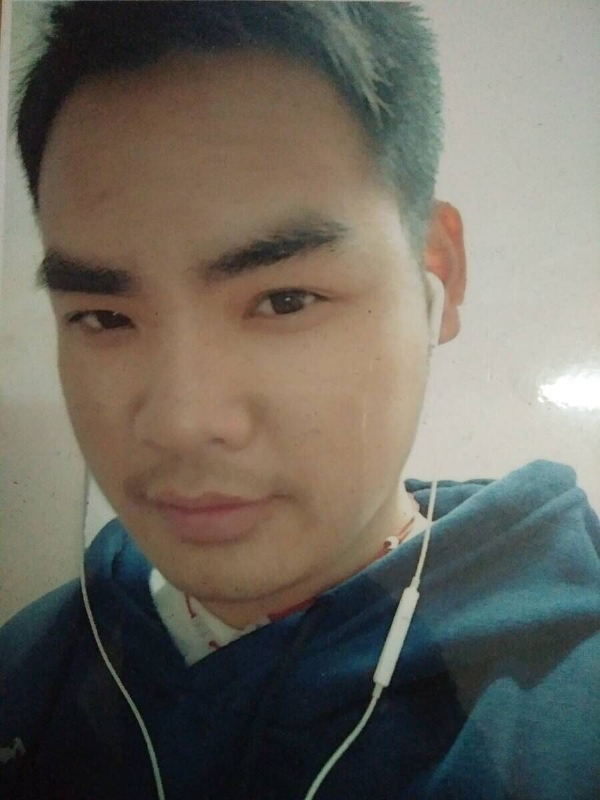 渴望爱的第一张照片--淄博相亲服务中心