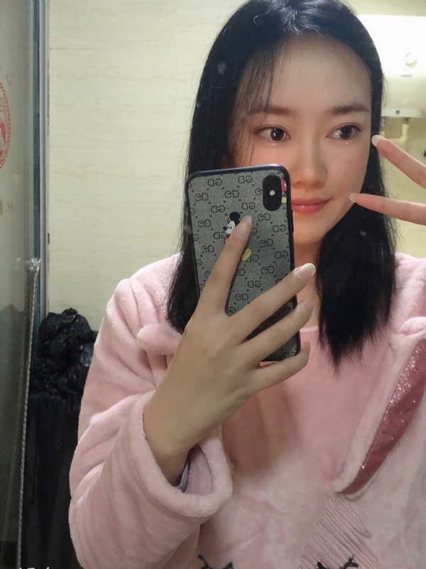 叶落知秋的第一张照片--淄博相亲服务中心