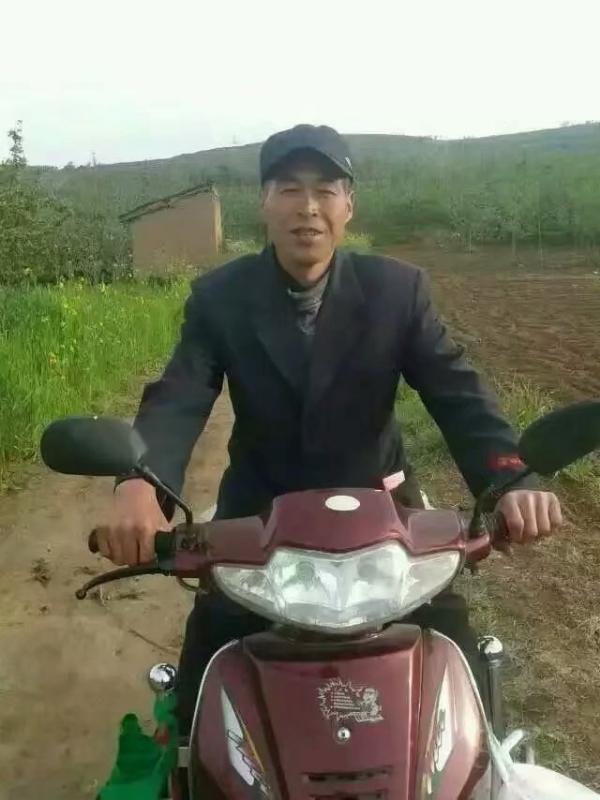 牵手随缘的第一张照片--淄博相亲服务中心