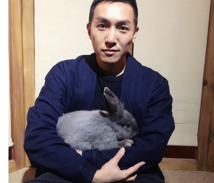 简单人生的第一张照片--淄博相亲服务中心