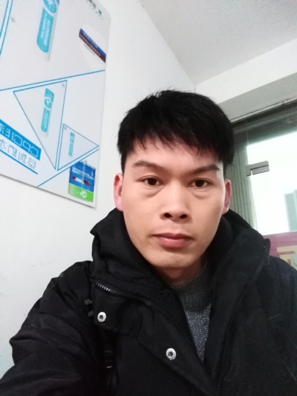 微笑的第一张照片--淄博相亲服务中心