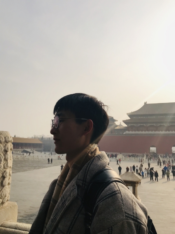 夏侯醉平的第一张照片--淄博相亲服务中心