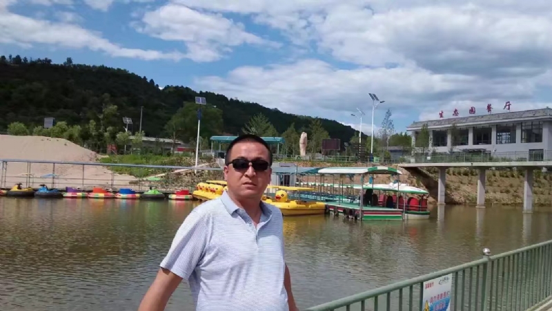 一三缺四的第一张照片--淄博相亲服务中心