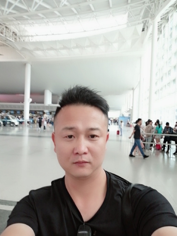 一叶知秋的第一张照片--淄博相亲服务中心