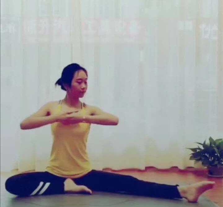 静静子的第一张照片--淄博相亲服务中心