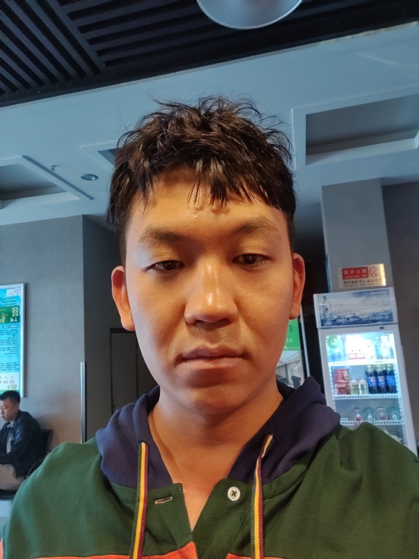 文哈哈的第一张照片--淄博相亲服务中心