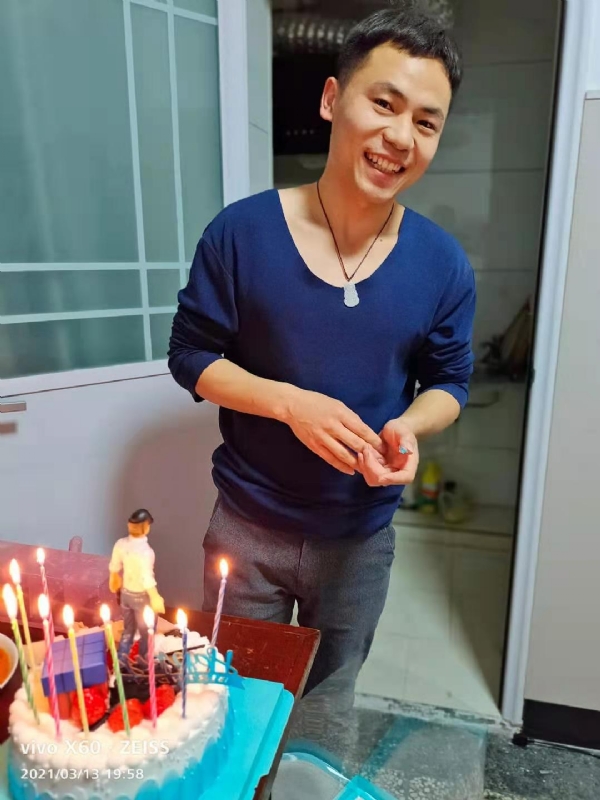 找结婚对象的第一张照片--淄博相亲服务中心