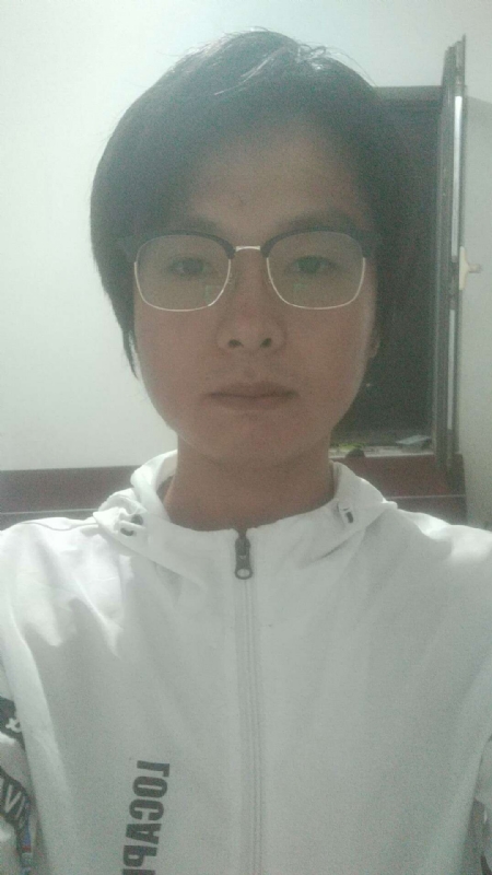 轻吻的第一张照片--淄博相亲服务中心