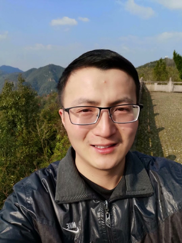 杨先生的第一张照片--淄博相亲服务中心