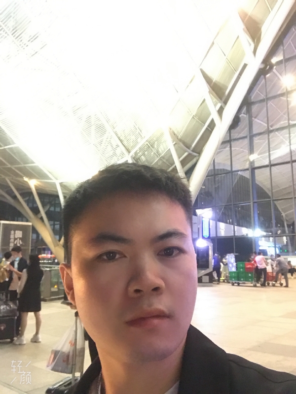 骑马的快乐的第一张照片--淄博相亲服务中心